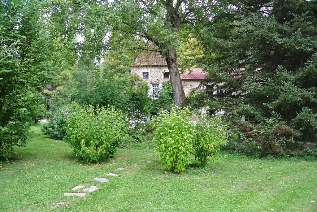 Moulin De Repassat Etape Voie Verte Bazens Zewnętrze zdjęcie